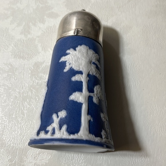 VNTG/Antiquarian German Jasperware Sugar Sifter With Silver Plate Muffineer Top - Picture 6 of 8